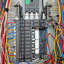 Expert-Electrical-Installation-and-Repair-Services-in-Pontchartrain-Gardens-Metairie-LA 0