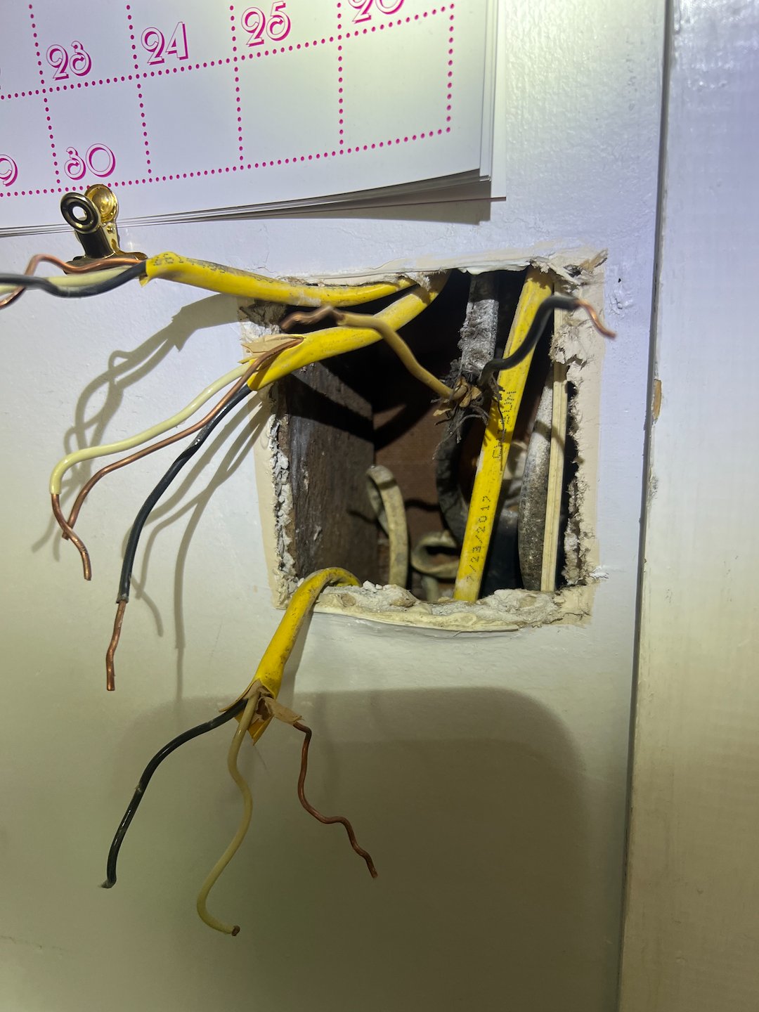 Expert Troubleshooting and Electrical Repair in Metairie, LA by MK Electric Man Thumbnail