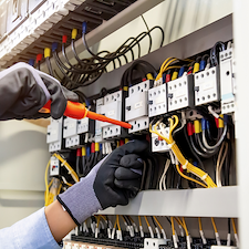 Fast-First-Class-Metairie-Electrician-Providing-Same-Day-Electrical-Repairs-to-Homeowners-in-Jefferson-Parish 0