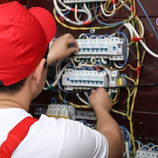 Metairie-Electrician-Provides-Main-Feeder-Upgrades-for-the-Clearview-Transcontinental-Neighborhood 1
