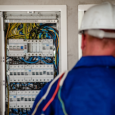 Metairie-Electrician-Provides-Main-Feeder-Upgrades-for-the-Clearview-Transcontinental-Neighborhood 0