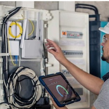 MK-Electric-Man-A-Metairie-Electrician-Specializing-in-Residential-and-Commercial-Emergency-Electrical-Reoairs 0