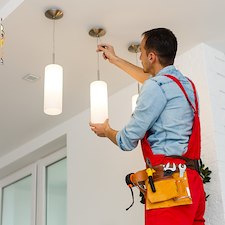 Residential-Electrician-Providing-Lighting-Repairs-for-the-Elmwood-Park-Neighborhood-in-Metairie-LA 0