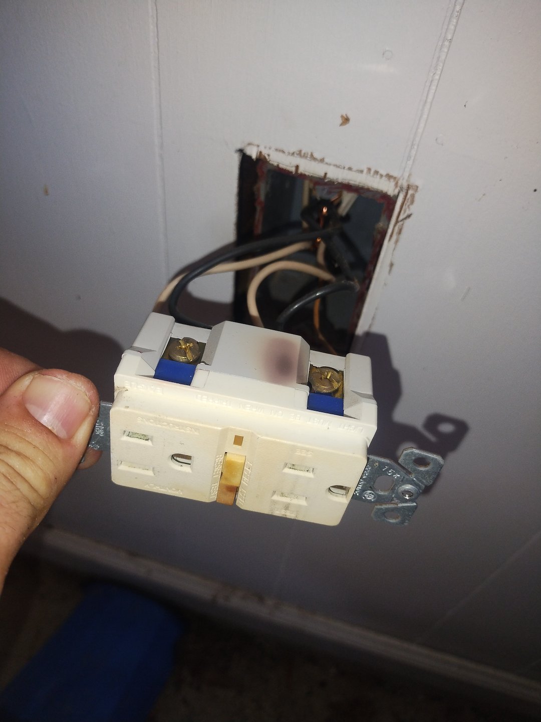 Troubleshooting power outage in the city of New Orleans Thumbnail